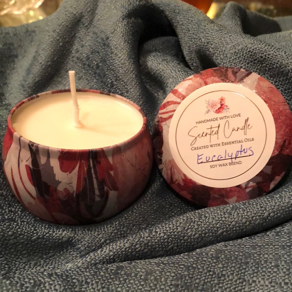 Handmade 4 oz decorative tin